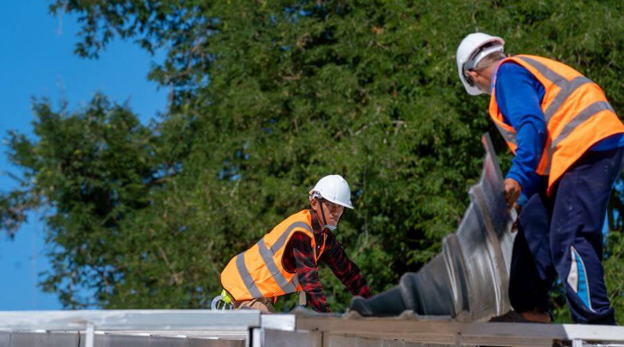 Expert flood damage restoration services in Geneseo, KS